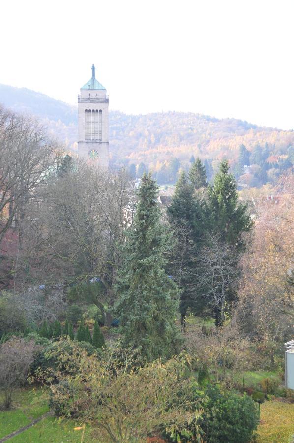 Stadt- Naturnah, Traumblick Und Balkon Baden-Baden Dış mekan fotoğraf